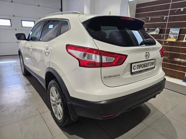 Nissan Qashqai II с пробегом 2018 года, цена 1 549 000 рублей, 121623 км, внедорожник, Автокод Объявления