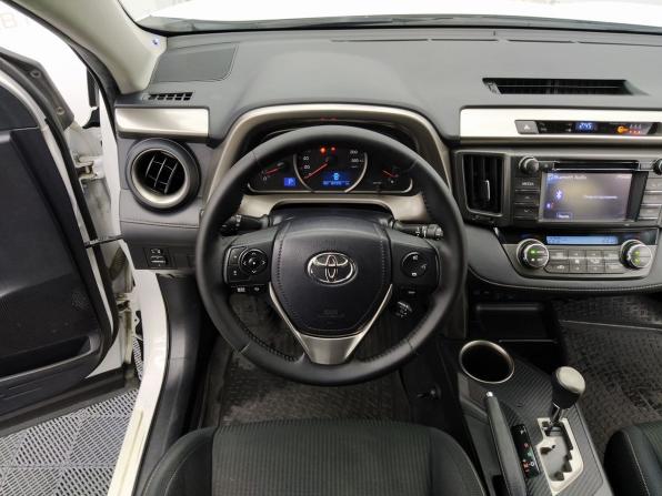 Toyota RAV4 IV (XA40) с пробегом 2013 года, цена 1 915 000 рублей, 162000 км, внедорожник, Автокод Объявления