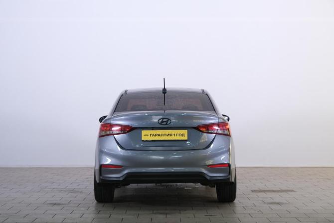 Hyundai Solaris II с пробегом 2017 года, цена 1 279 000 рублей, 126900 км, седан, Автокод Объявления