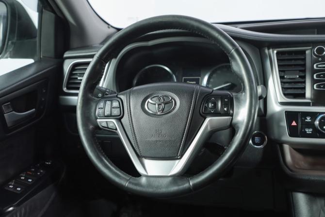 Toyota Highlander III (XU50) с пробегом 2014 года, цена 2 549 000 рублей, 277000 км, внедорожник, Автокод Объявления