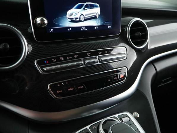 Mercedes-Benz V-Класс III (W447) с пробегом 2018 года, цена 6 360 077 рублей, 181043 км, минивэн, Автокод Объявления