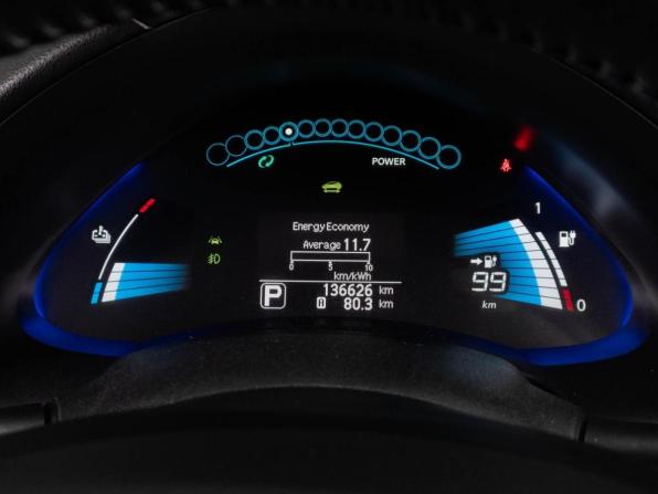 Nissan Leaf I (ZE0/AZE0) с пробегом 2016 года, цена 1 270 000 рублей, 136625 км, хэтчбек, Автокод Объявления