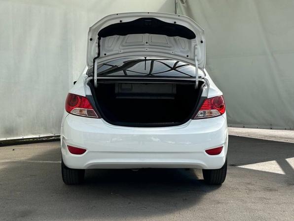 Hyundai Solaris I с пробегом 2012 года, цена 740 000 рублей, 191998 км, седан, Автокод Объявления