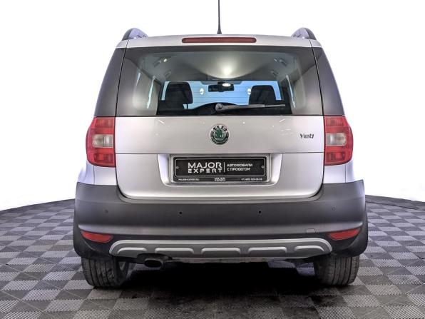 Skoda Yeti I с пробегом 2013 года, цена 1 295 000 рублей, 51124 км, внедорожник, Автокод Объявления