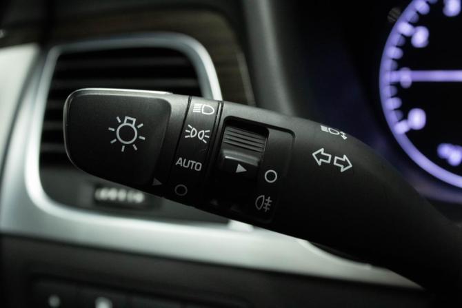 Hyundai Genesis II с пробегом 2016 года, цена 2 049 000 рублей, 102995 км, седан, Автокод Объявления