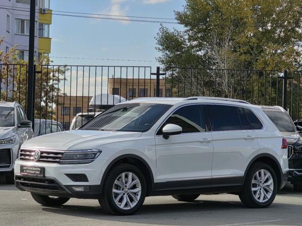 Volkswagen Tiguan II с пробегом 2017 года, цена 2 288 000 рублей, 154743 км, внедорожник, Автокод Объявления