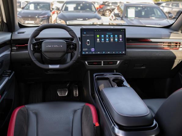 JETOUR DASHING I с пробегом 2023 года, цена 2 099 000 рублей, 23542 км, внедорожник, Автокод Объявления