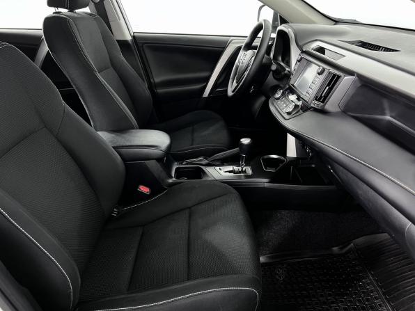 Toyota RAV4 IV (XA40) Рестайлинг с пробегом 2017 года, цена 2 279 000 рублей, 144000 км, внедорожник, Автокод Объявления