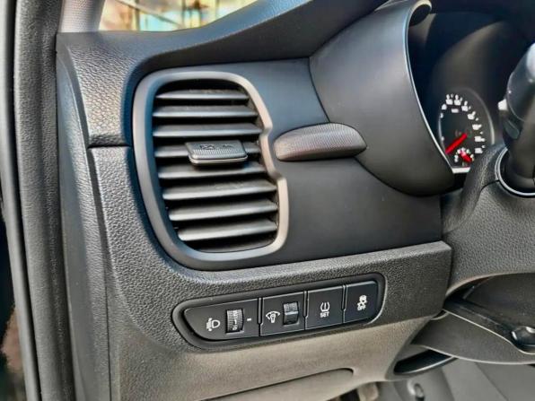 Kia Rio IV с пробегом 2019 года, цена 1 390 000 рублей, 79911 км, седан, Автокод Объявления