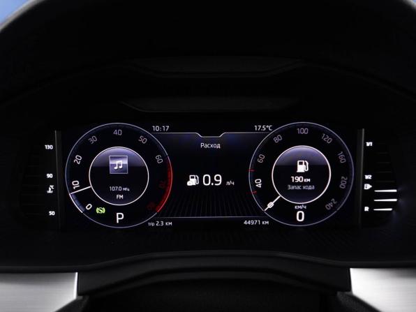 Skoda Rapid II с пробегом 2021 года, цена 1 899 452 рубля, 44971 км, лифтбек, Автокод Объявления