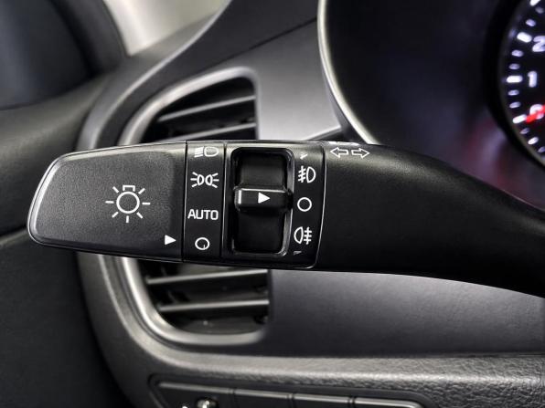 Kia Rio IV с пробегом 2019 года, цена 1 547 000 рублей, 98433 км, хэтчбек, Автокод Объявления