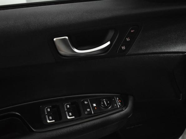 Kia Optima IV Рестайлинг с пробегом 2019 года, цена 2 550 000 рублей, 106896 км, седан, Автокод Объявления