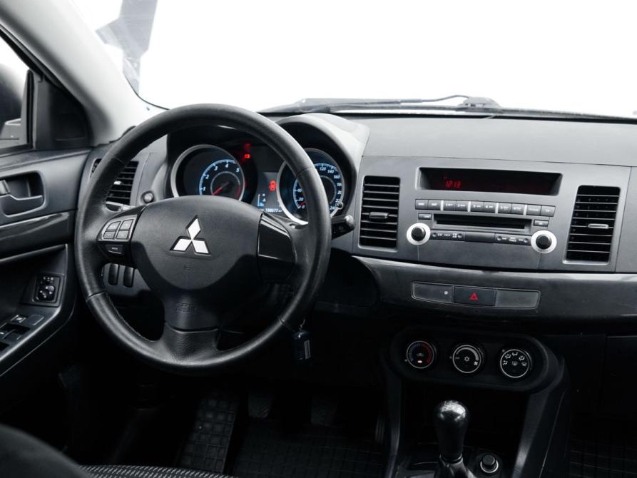 Mitsubishi Lancer X Рестайлинг Ростов-на-Дону  - изображение 8