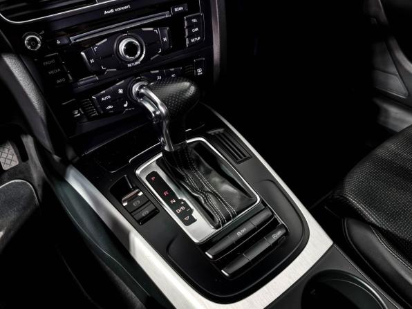 Audi A4 IV (B8) Рестайлинг с пробегом 2012 года, цена 1 468 700 рублей, 125050 км, седан, Автокод Объявления