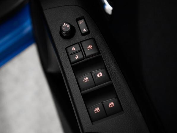 Toyota Sienta II с пробегом 2015 года, цена 1 218 500 рублей, 160302 км, компактвэн, Автокод Объявления