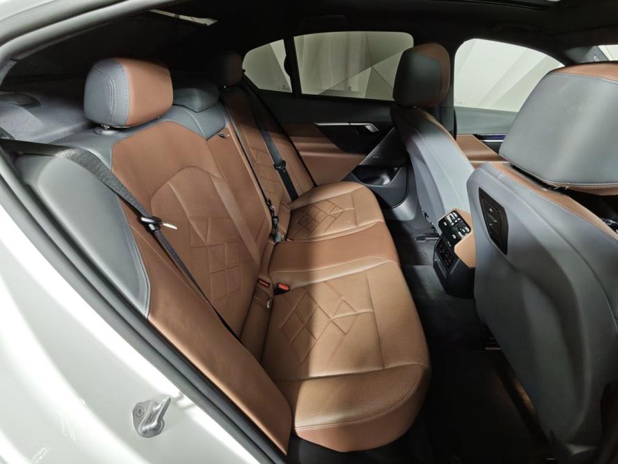 BMW 5 серии VIII (G60/G61/G68) Москва  - изображение 14