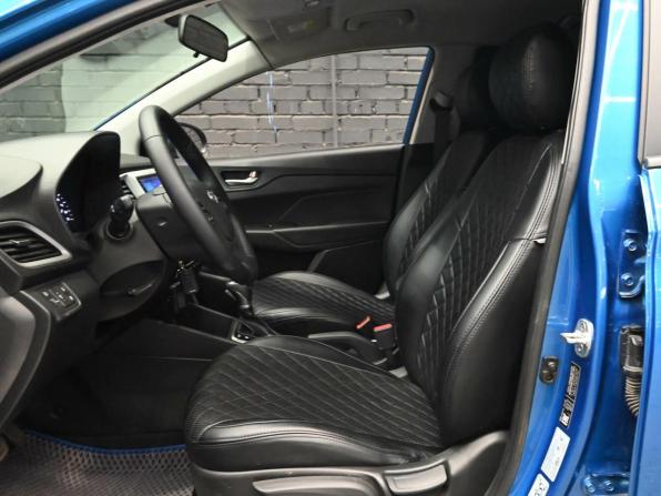 Hyundai Solaris II с пробегом 2017 года, цена 1 300 000 рублей, 182671 км, седан, Автокод Объявления
