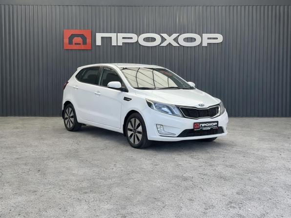 Kia Rio III с пробегом 2013 года, цена 957 000 рублей, 135825 км, хэтчбек, Автокод Объявления