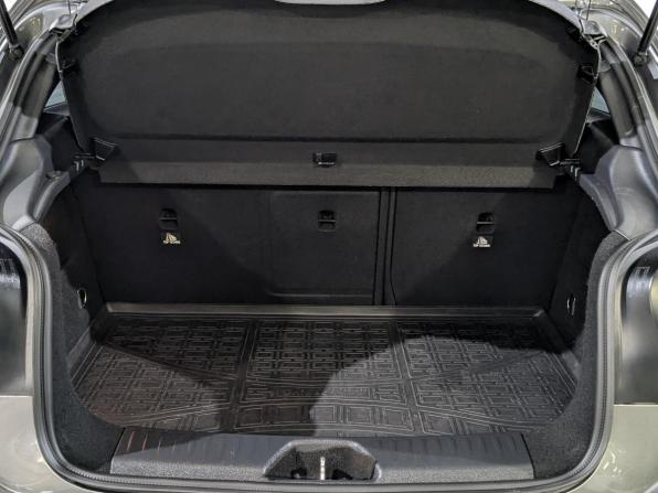 Mercedes-Benz A-Класс III (W176) Рестайлинг с пробегом 2015 года, цена 1 650 000 рублей, 90247 км, хэтчбек, Автокод Объявления