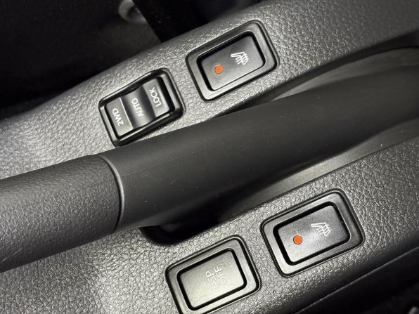 Suzuki SX4 I (Classic) Рестайлинг с пробегом 2011 года, цена 765 000 рублей, 201960 км, хэтчбек, Автокод Объявления