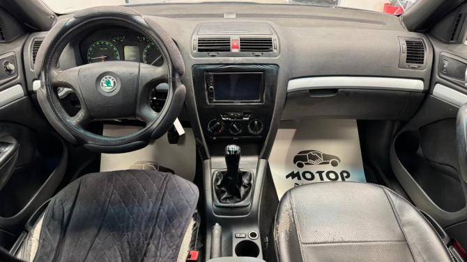 Skoda Octavia II (A5) с пробегом 2008 года, цена 395 000 рублей, 289873 км, лифтбек, Автокод Объявления