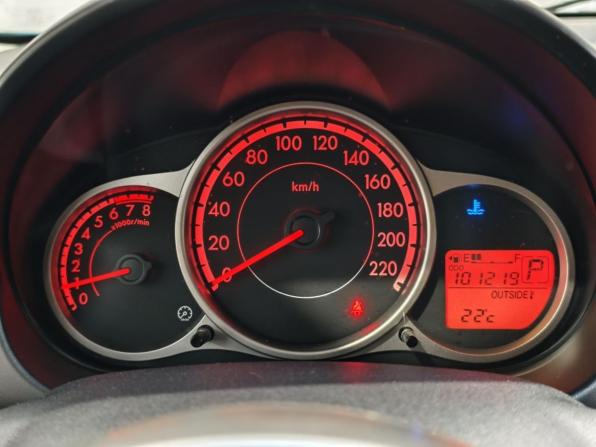 Mazda 2 II Рестайлинг (DE2) с пробегом 2011 года, цена 894 400 рублей, 101217 км, хэтчбек, Автокод Объявления