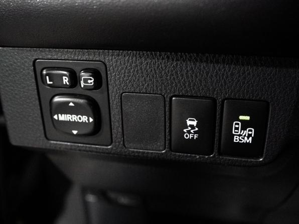 Toyota RAV4 IV (XA40) с пробегом 2013 года, цена 2 100 000 рублей, 175225 км, внедорожник, Автокод Объявления
