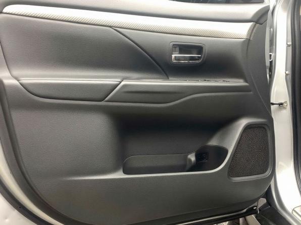 Mitsubishi Outlander III Рестайлинг с пробегом 2014 года, цена 1 459 000 рублей, 203679 км, внедорожник, Автокод Объявления