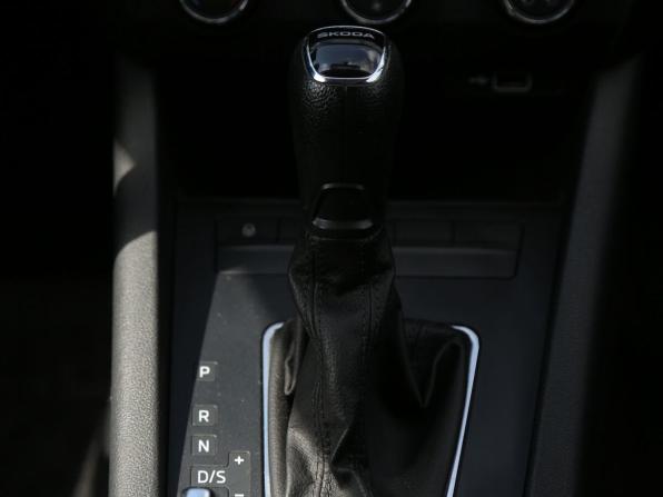 Skoda Octavia III (A7) Рестайлинг с пробегом 2019 года, цена 1 830 000 рублей, 87400 км, лифтбек, Автокод Объявления