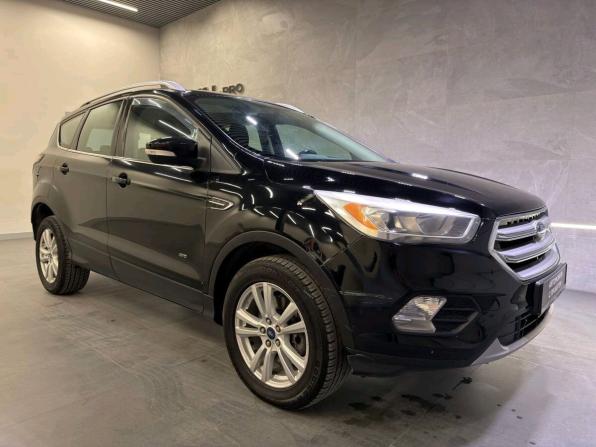 Ford Kuga II Рестайлинг с пробегом 2017 года, цена 1 299 000 рублей, 112493 км, внедорожник, Автокод Объявления