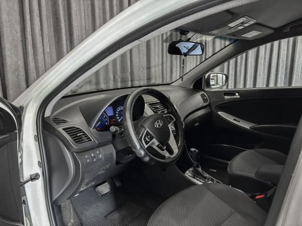 Hyundai Solaris I Рестайлинг с пробегом 2014 года, цена 859 000 рублей, 184000 км, седан, Автокод Объявления