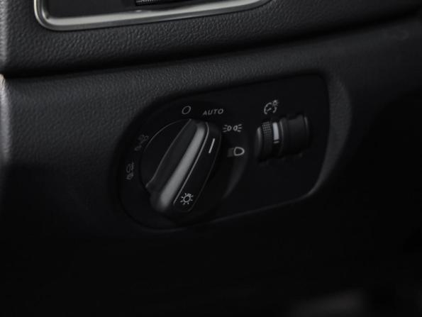 Audi Q3 I (8U) Рестайлинг с пробегом 2018 года, цена 1 799 000 рублей, 195286 км, внедорожник, Автокод Объявления