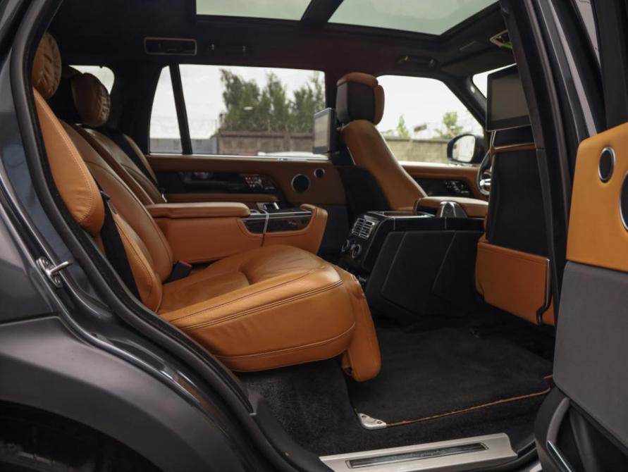 Land Rover Range Rover IV Рестайлинг Санкт-Петербург  - изображение 39