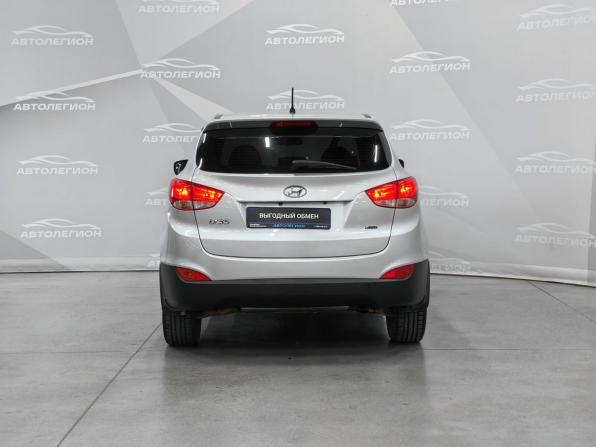 Hyundai ix35 I Рестайлинг с пробегом 2014 года, цена 1 580 000 рублей, 206300 км, внедорожник, Автокод Объявления