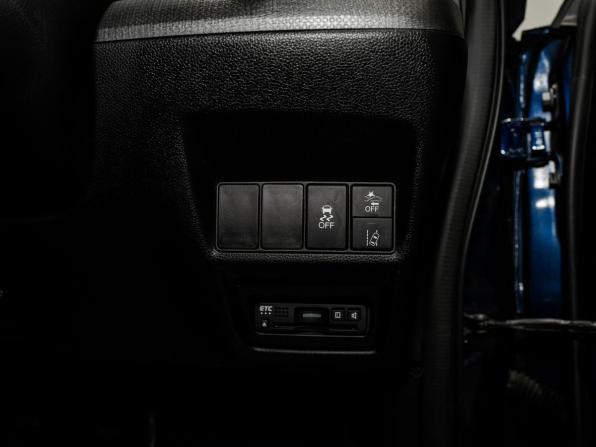 Honda Stepwgn V Рестайлинг с пробегом 2019 года, цена 2 010 000 рублей, 121400 км, минивэн, Автокод Объявления