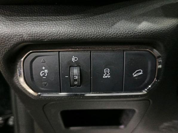 Haval Jolion I Рестайлинг с пробегом 2024 года, цена 2 147 000 рублей, 30000 км, внедорожник, Автокод Объявления