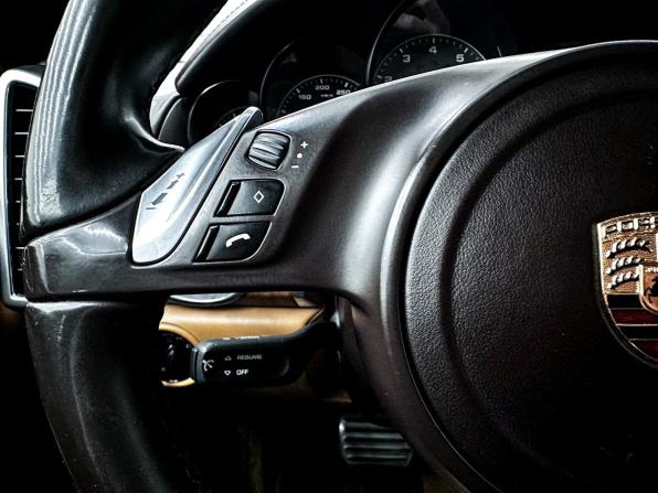 Porsche Cayenne II (958) с пробегом 2011 года, цена 2 150 000 рублей, 108000 км, внедорожник, Автокод Объявления