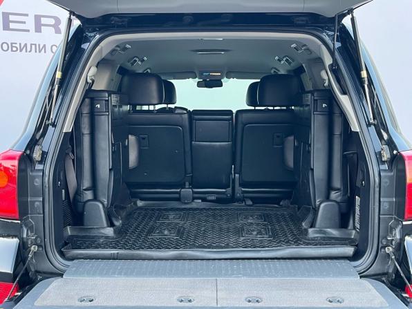 Toyota Land Cruiser 200 Series Рестайлинг 1 с пробегом 2012 года, цена 3 200 000 рублей, 337805 км, внедорожник, Автокод Объявления
