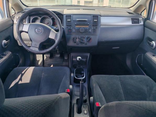 Nissan Tiida I Рестайлинг с пробегом 2011 года, цена 570 000 рублей, 299468 км, хэтчбек, Автокод Объявления