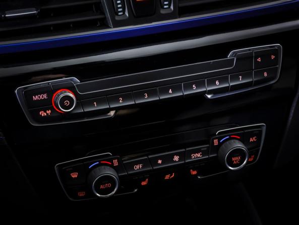 BMW X1 II (F48) Рестайлинг с пробегом 2020 года, цена 3 245 000 рублей, 112787 км, внедорожник, Автокод Объявления