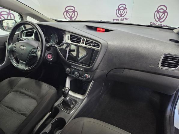 Kia Ceed II с пробегом 2014 года, цена 1 071 000 рублей, 112558 км, хэтчбек, Автокод Объявления