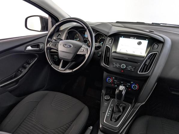 Ford Focus III Рестайлинг с пробегом 2018 года, цена 1 250 000 рублей, 142861 км, универсал, Автокод Объявления