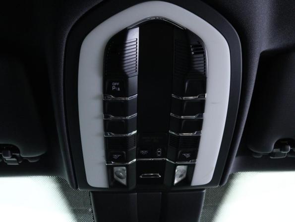 Porsche Cayenne II Рестайлинг (958) с пробегом 2016 года, цена 3 950 000 рублей, 144995 км, внедорожник, Автокод Объявления