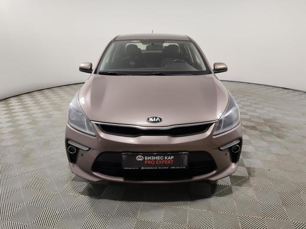 Kia Rio IV с пробегом 2018 года, цена 1 375 000 рублей, 111384 км, седан, Автокод Объявления