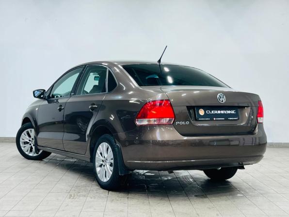 Volkswagen Polo V с пробегом 2014 года, цена 989 000 рублей, 121000 км, седан, Автокод Объявления