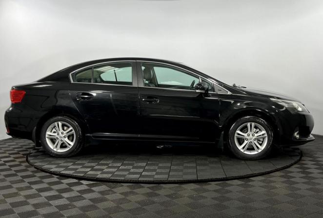 Toyota Avensis III Рестайлинг с пробегом 2012 года, цена 1 225 000 рублей, 93369 км, седан, Автокод Объявления