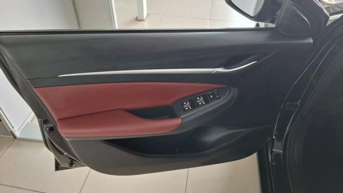 Changan Eado Plus с пробегом 2023 года, цена 1 688 000 рублей, 36600 км, седан, Автокод Объявления