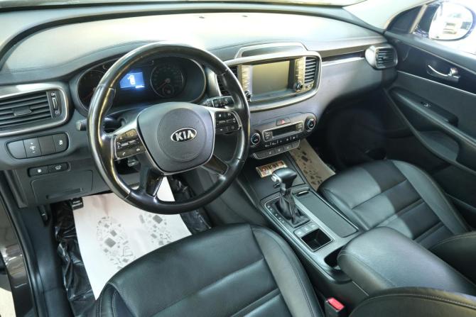 Kia Sorento III Prime Рестайлинг с пробегом 2018 года, цена 3 099 000 рублей, 162000 км, внедорожник, Автокод Объявления