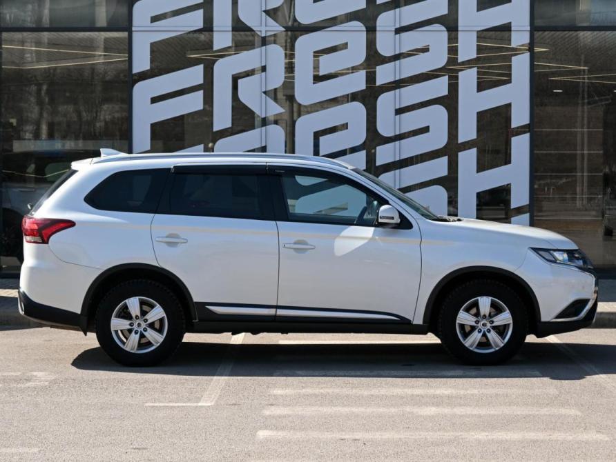 Mitsubishi Outlander III Рестайлинг 3 Волгоград  - изображение 5