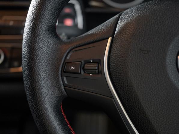 BMW 1 серии II (F20/F21) с пробегом 2011 года, цена 1 240 000 рублей, 61065 км, хэтчбек, Автокод Объявления